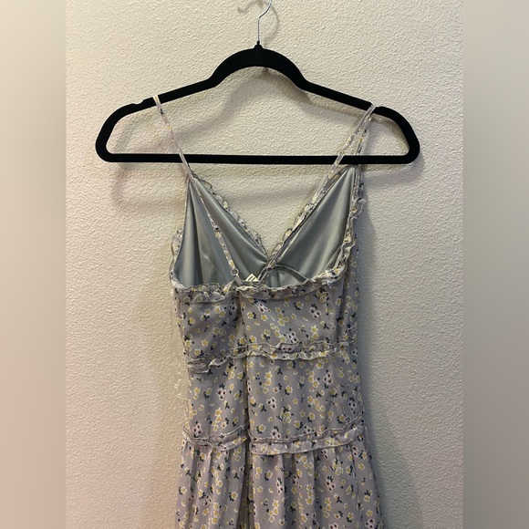 Floral dress - Picture 2 of 5